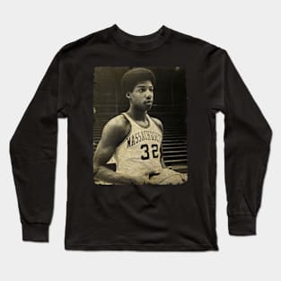 Young Dr. J His Days at UMass, 1970 Long Sleeve T-Shirt